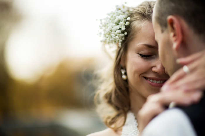 What Type of a Wedding Dress You Should Wear for a Summer Wedding?