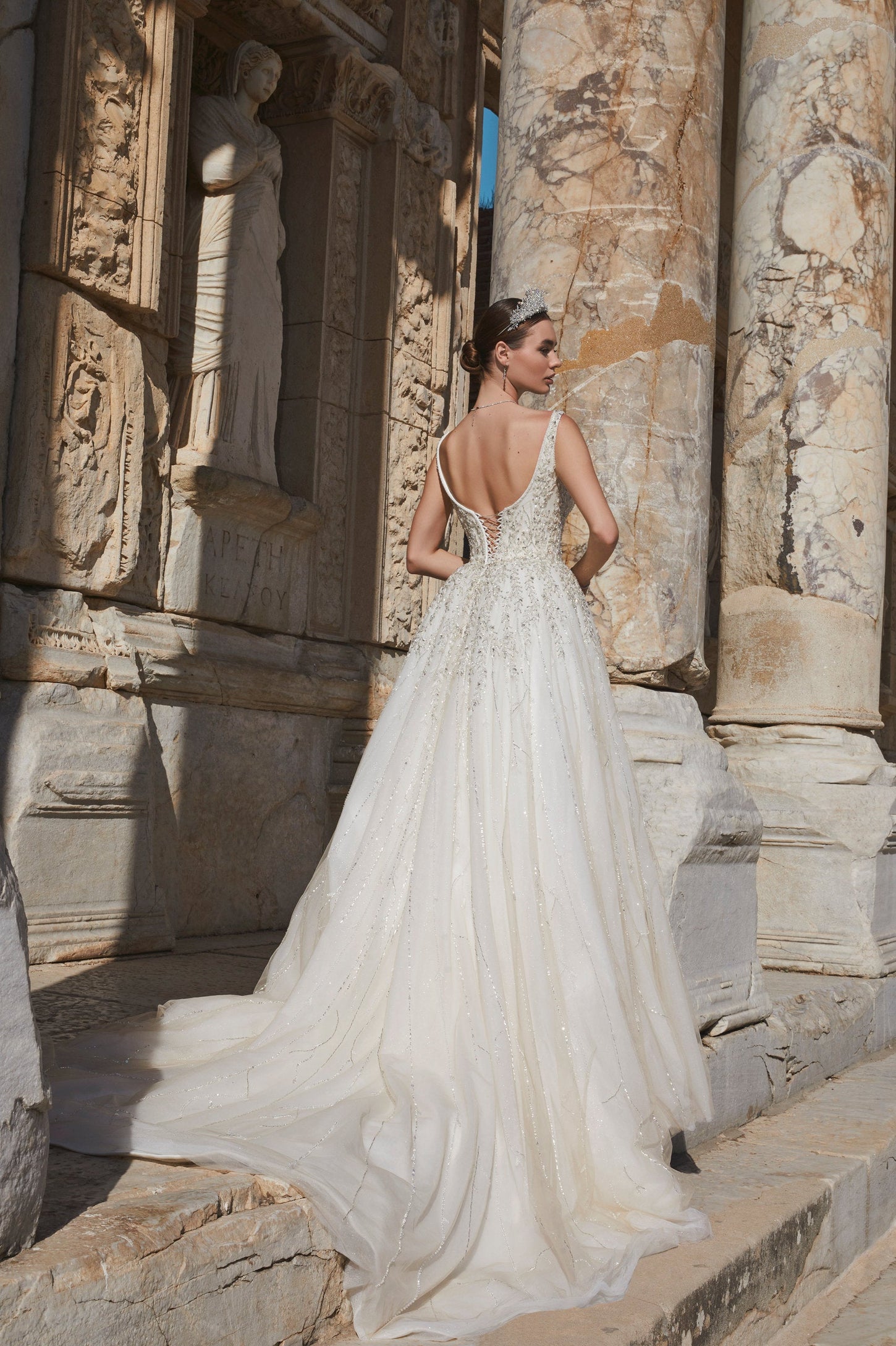 Graceful Wheat Spike Ivory Bridal Attire