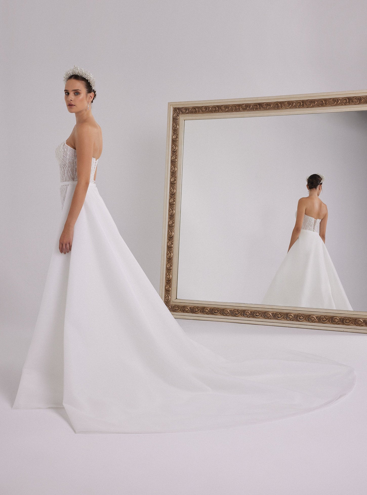 Strapless White Mermaid Wedding Dress with Detachable Skirt