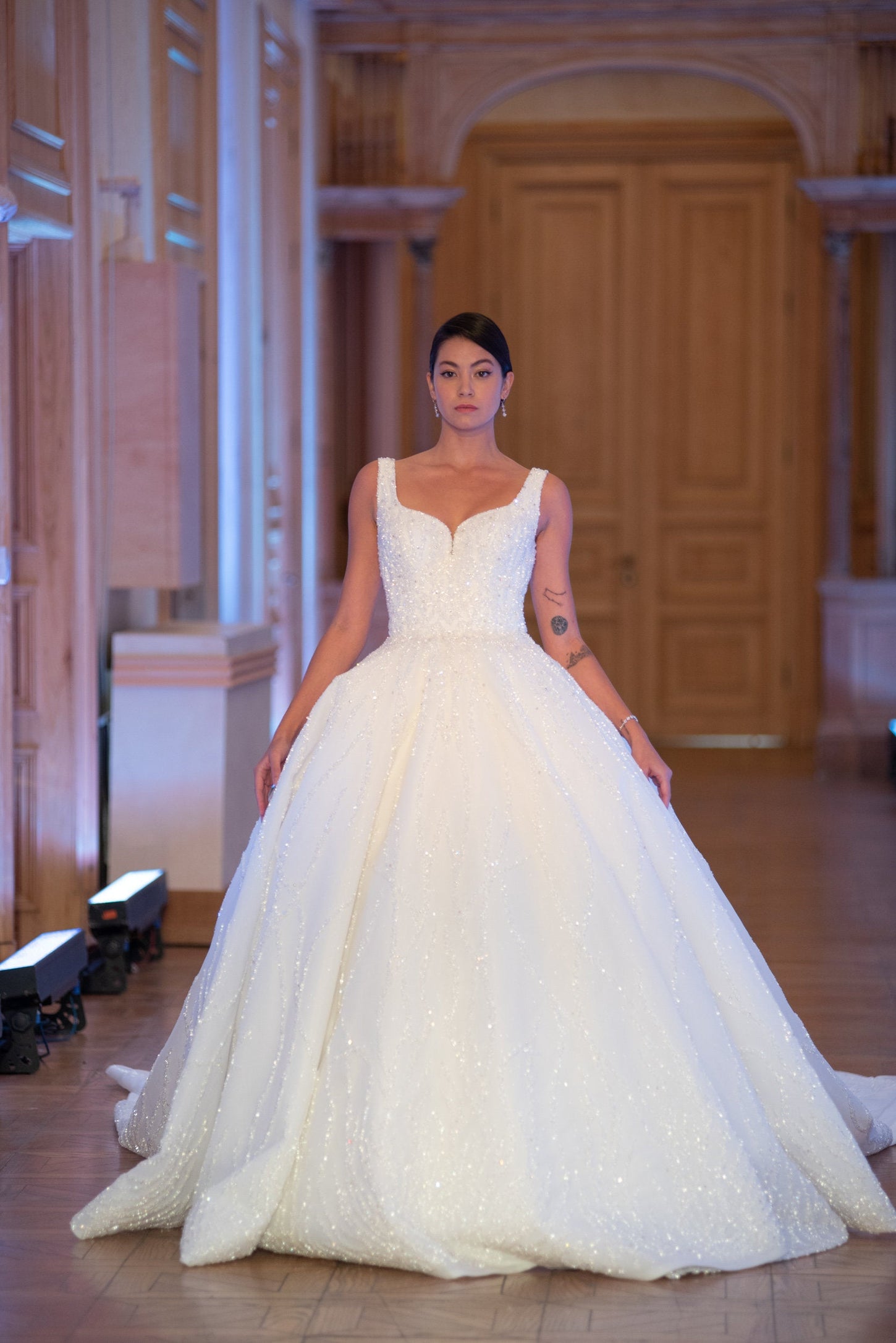 Pure Elegance Long Tail Princess Gown