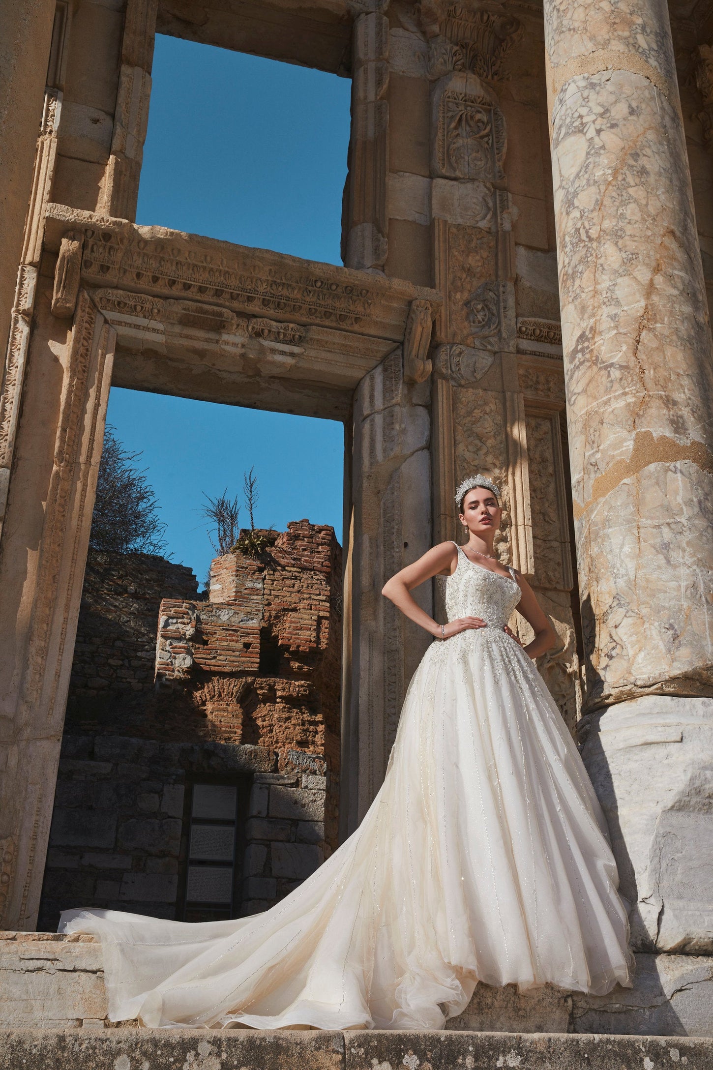 Graceful Wheat Spike Ivory Bridal Attire