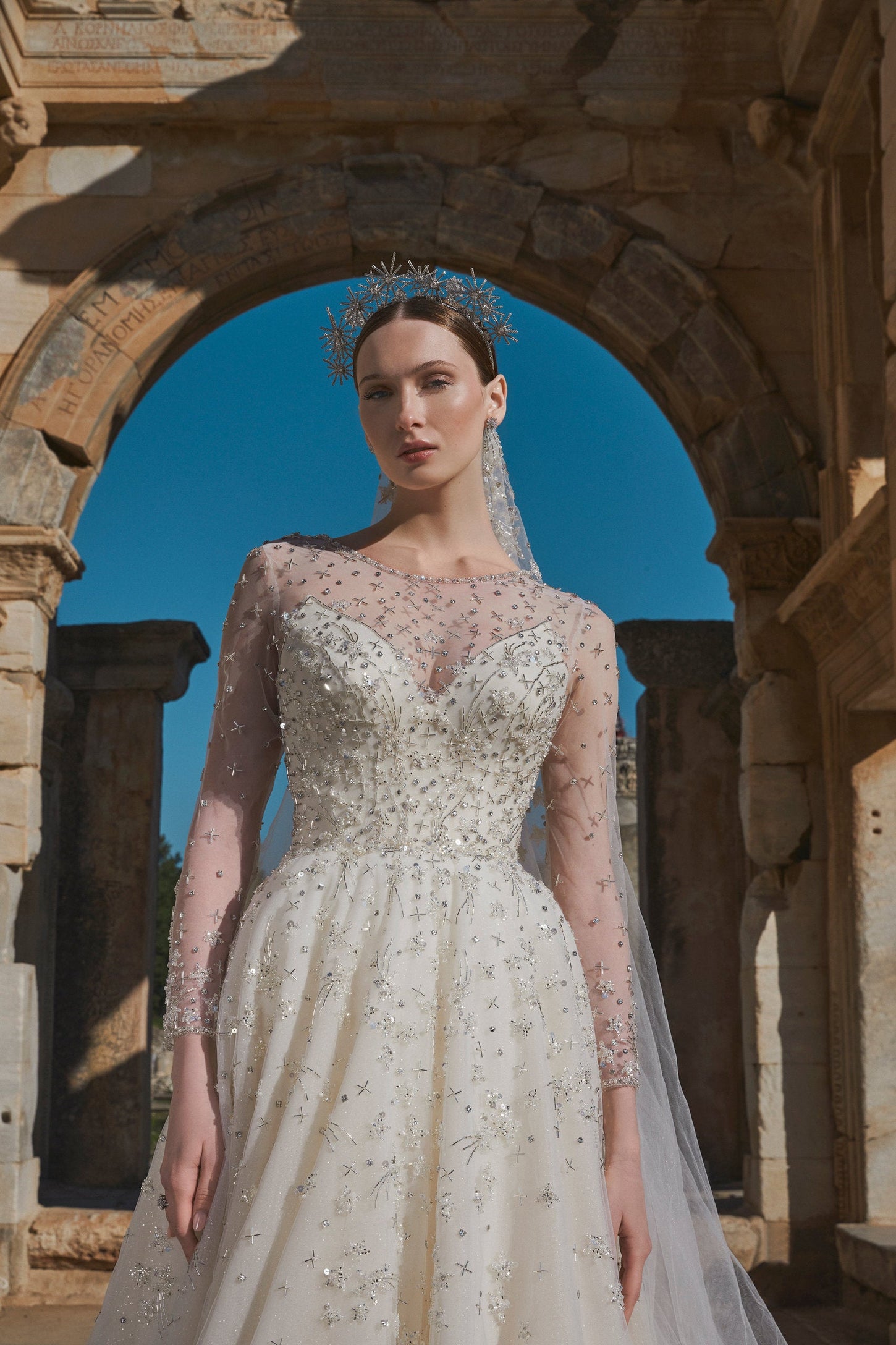 Majestic Elegance: Corset Lace Waist Ball Gown