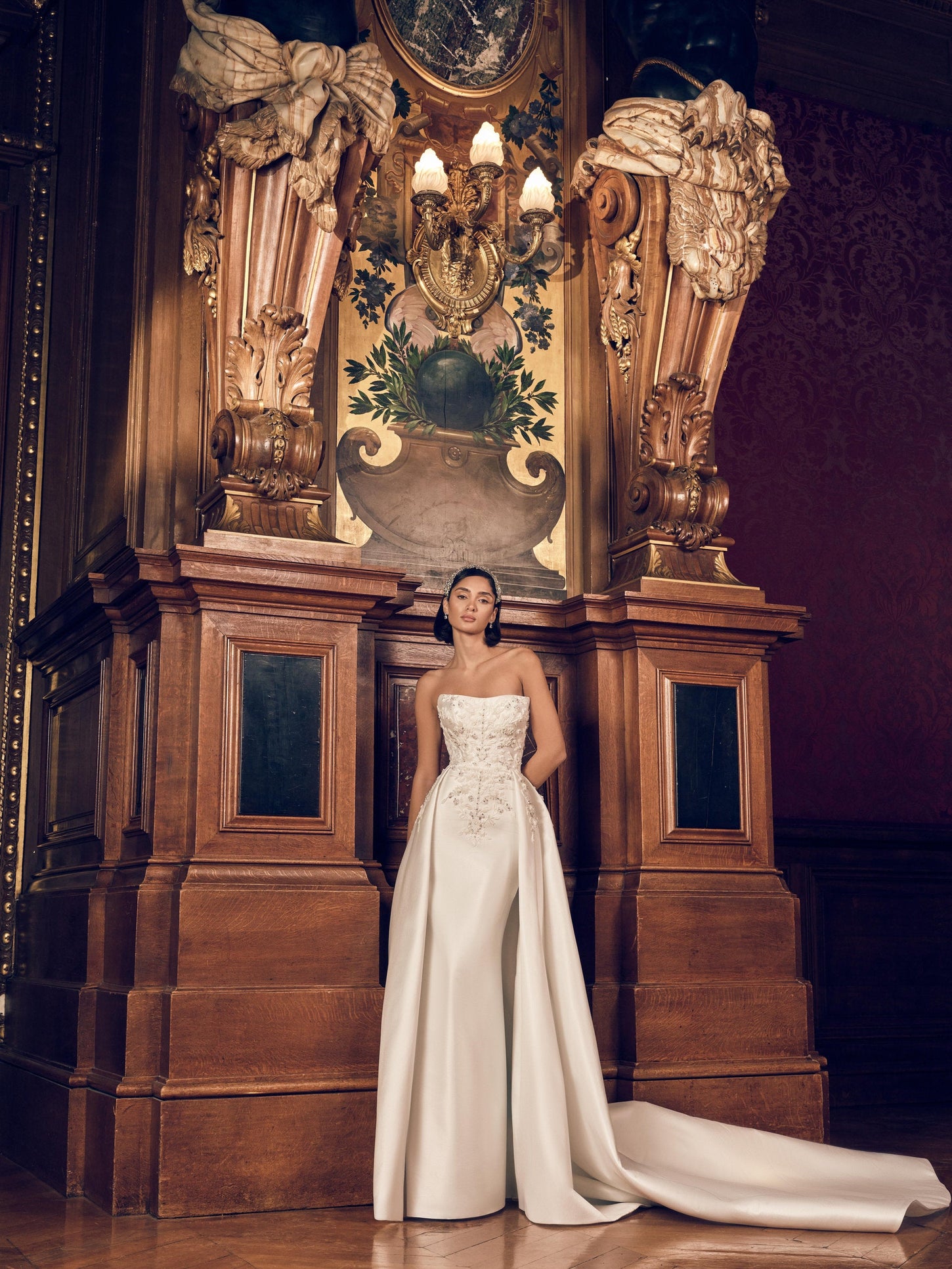 NOVA_BELLA_28_BALL_ROOM_LOOK_28_001374.jpg