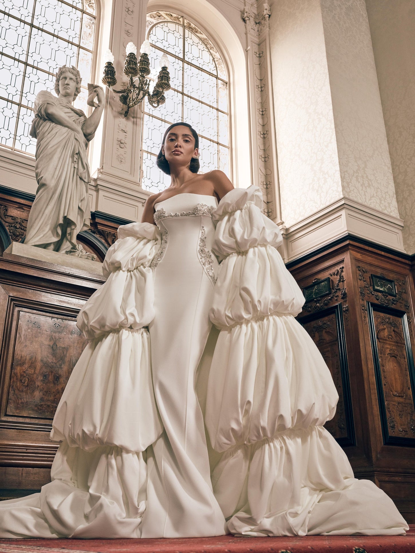 NOVA_BELLA_12_STAIRS_LOOK_12_000760.jpg
