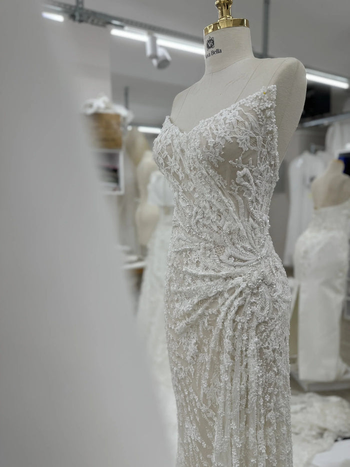 Custom vs. Off-the-Rack: Choosing the Perfect Wedding Dress