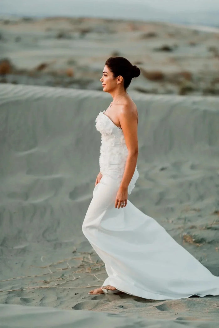 Bride of the Week: Kajal – A Dreamy Beach Wedding Look