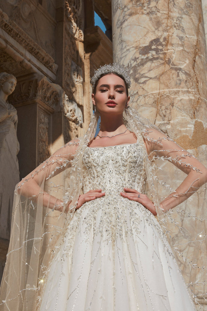 Graceful Wheat Spike Ivory Bridal Attire