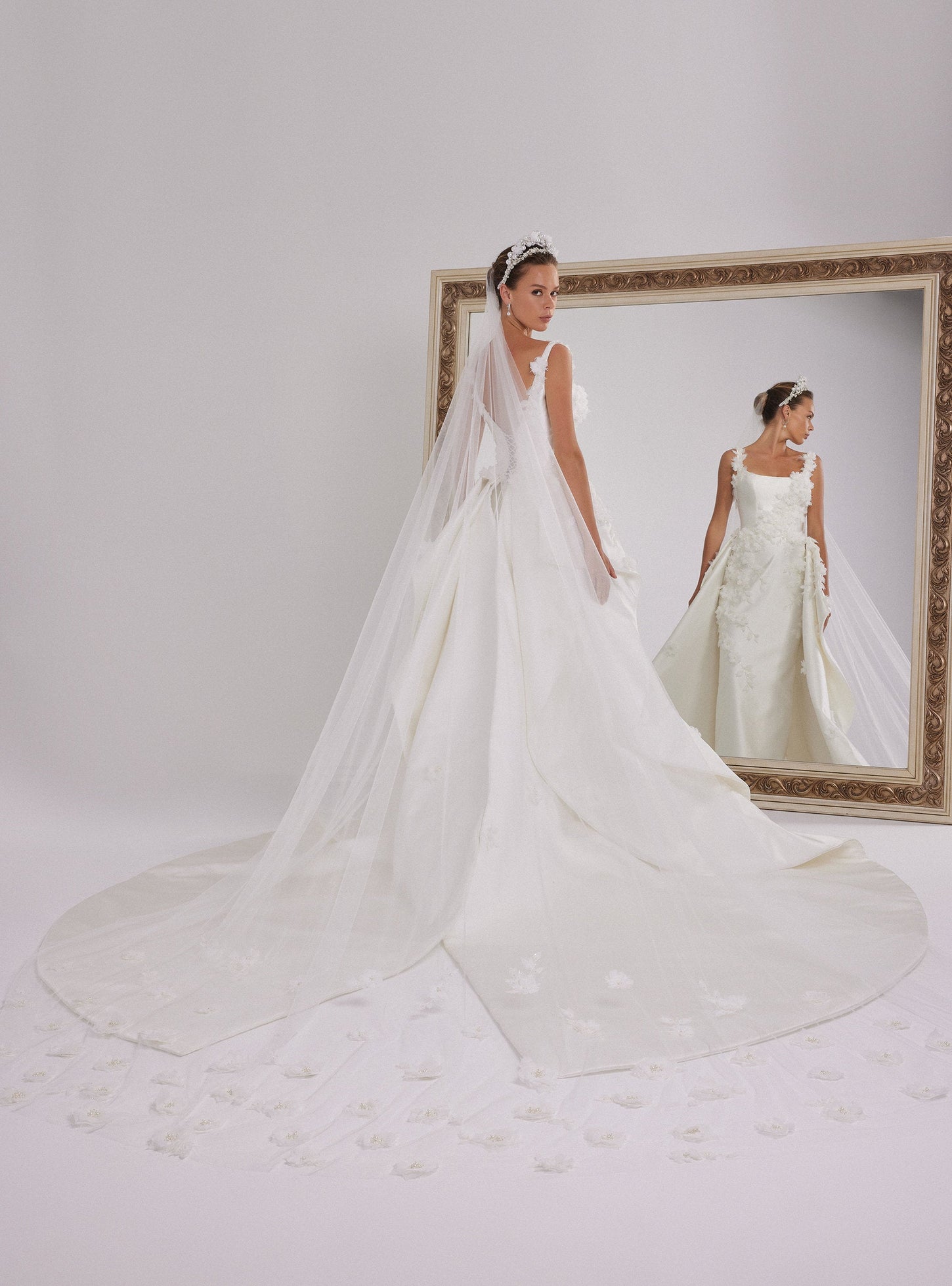 Romantic 3D Floral Designed Off-White Mermaid Wedding Dress