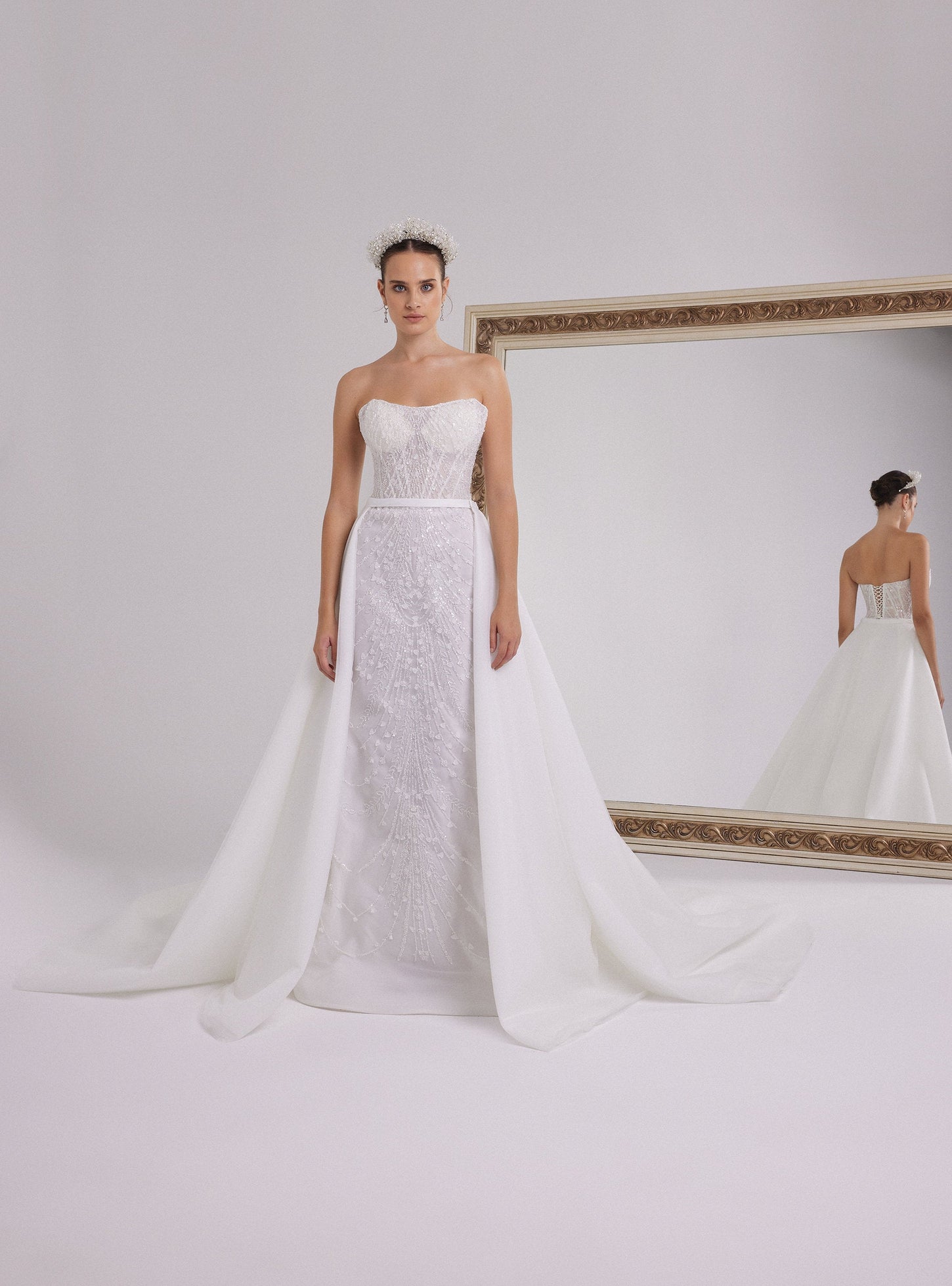 Strapless White Mermaid Wedding Dress with Detachable Skirt