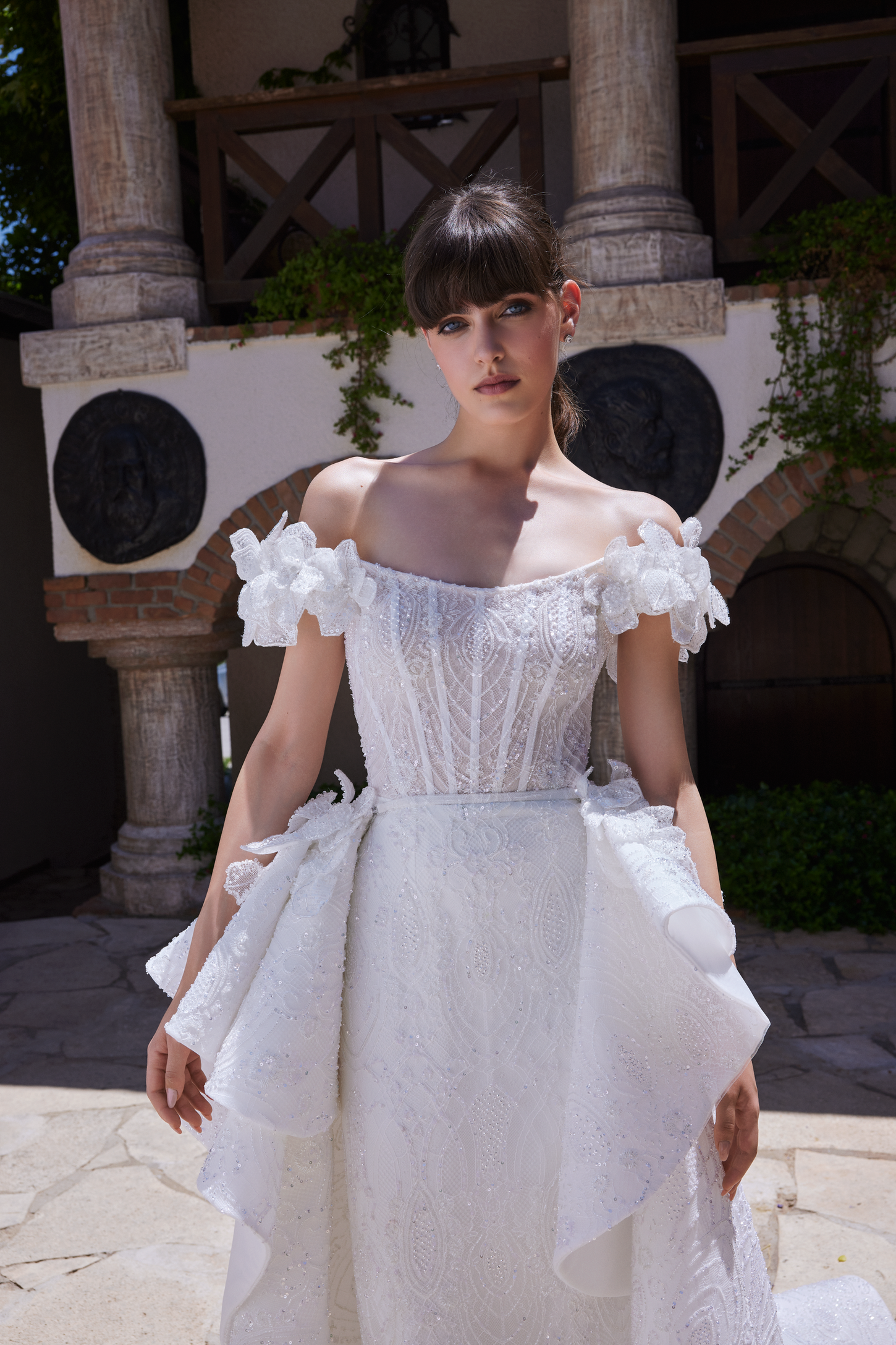 Romantic Mermaid Dress with 3D Floral Accents and Detachable Skirt