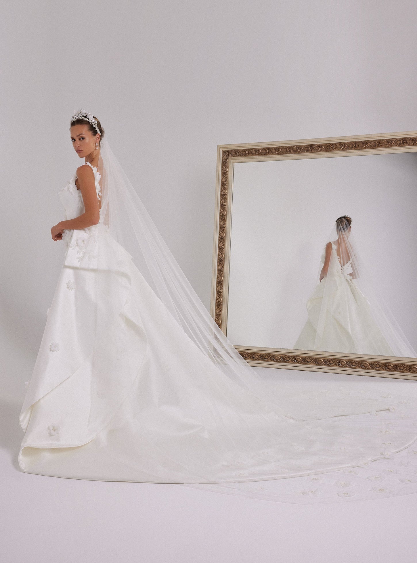 Romantic 3D Floral Designed Off-White Mermaid Wedding Dress