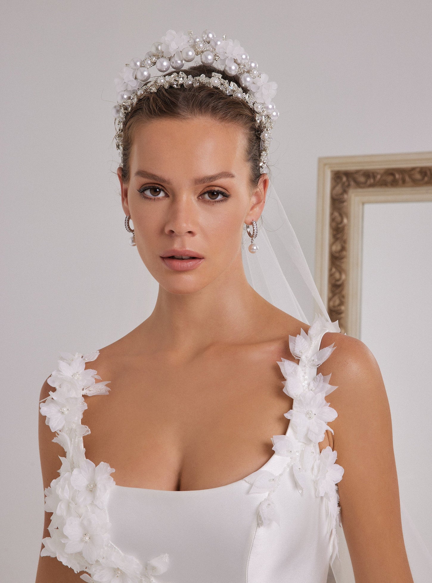Romantic 3D Floral Designed Off-White Mermaid Wedding Dress
