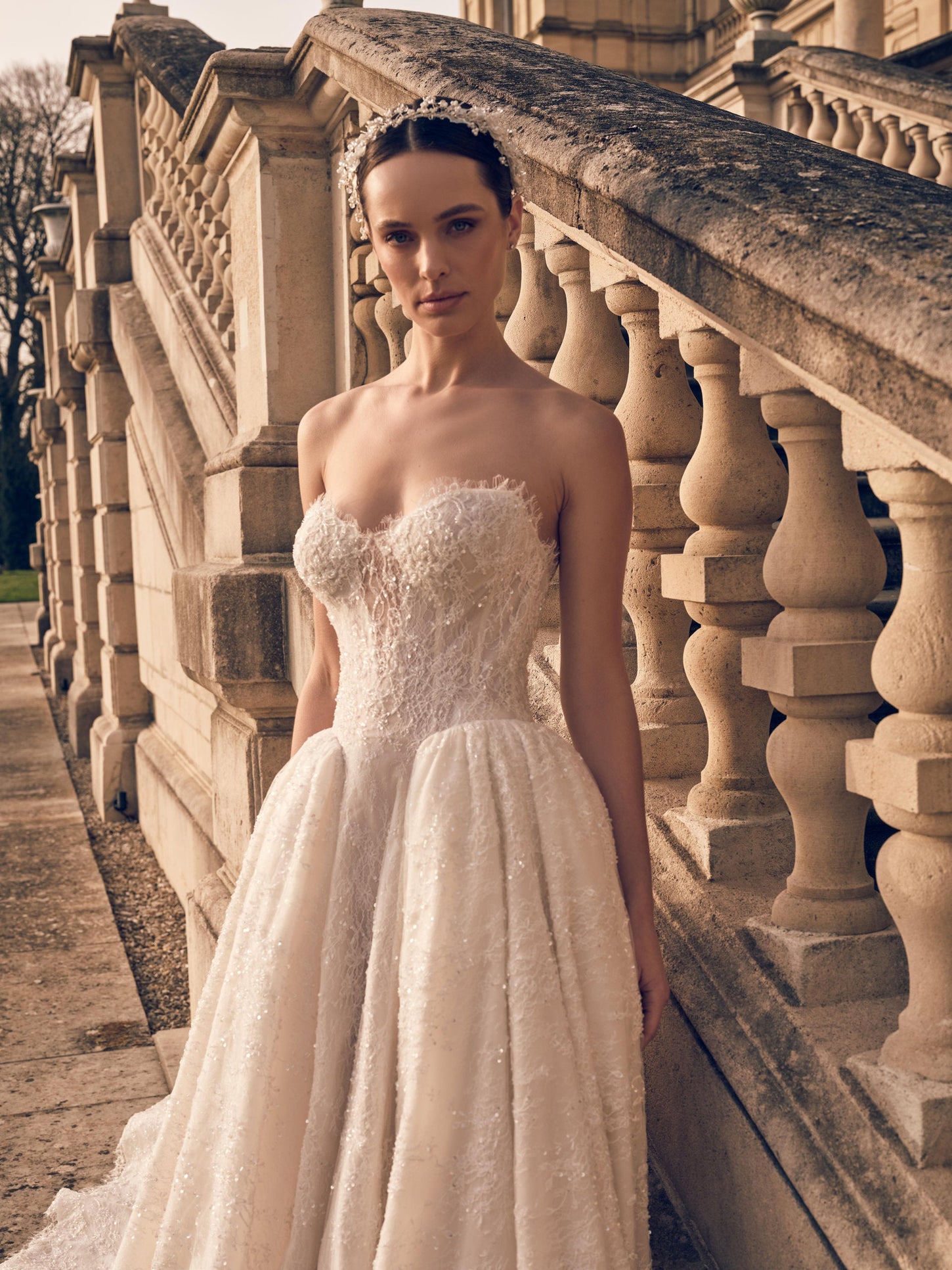 NOVA_BELLA_17_OUTDOOR_LOOK_17_001000.jpg
