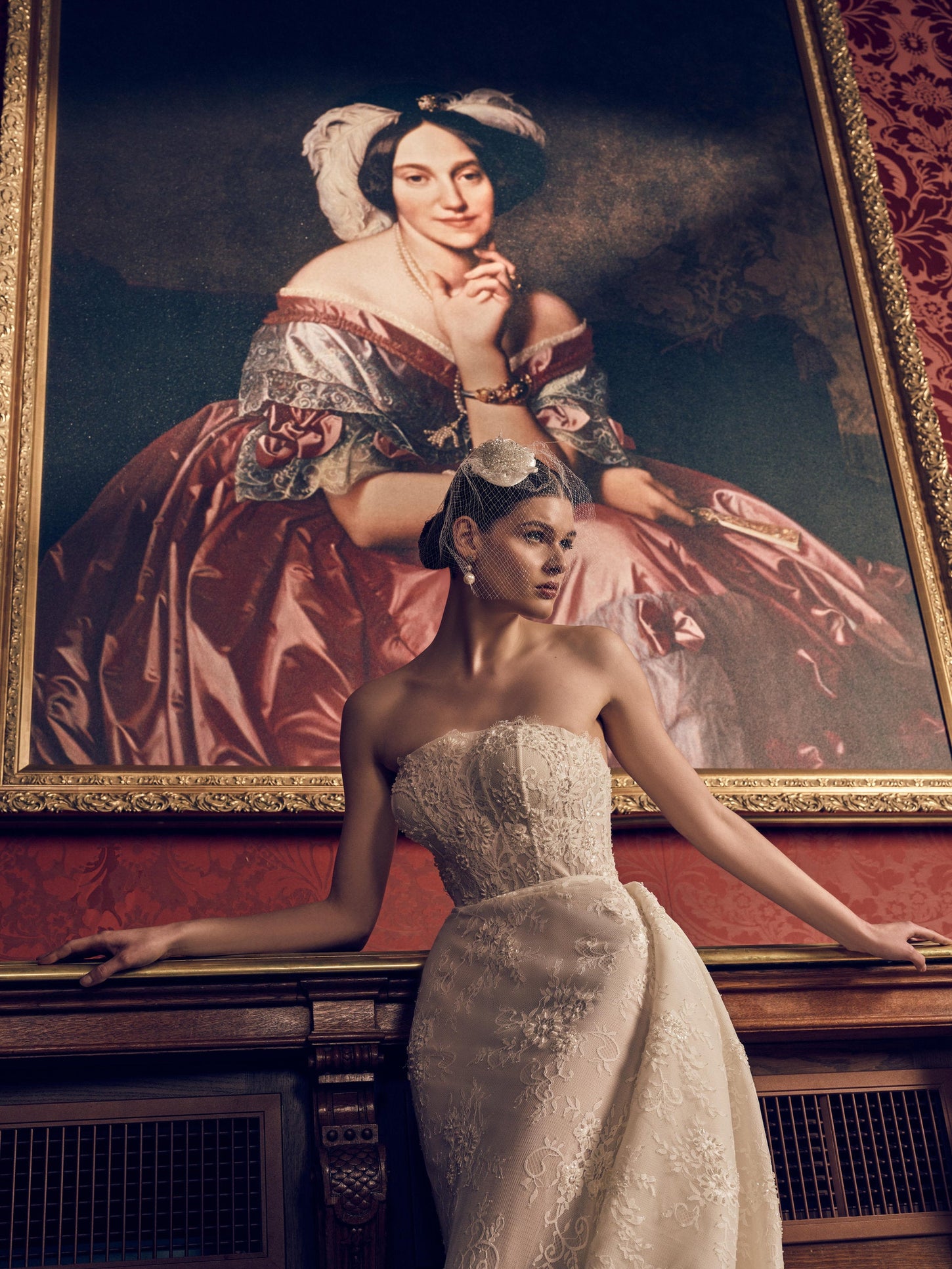 NOVA_BELLA_29_BALL_ROOM_LOOK_29_001432.jpg